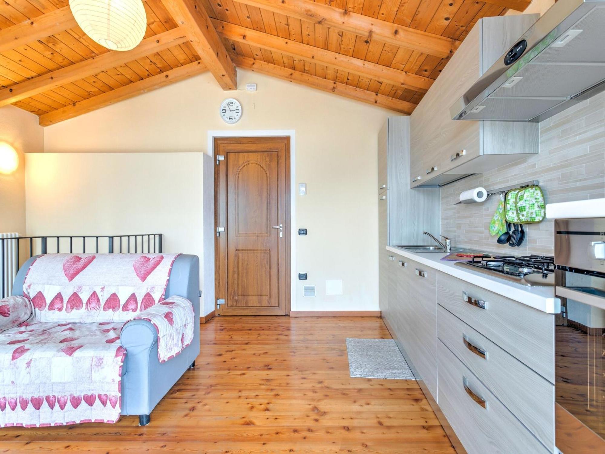 Ferienwohnung Wonderful Flat With Swimming Pool Lift And Garden Gravedona Exterior foto